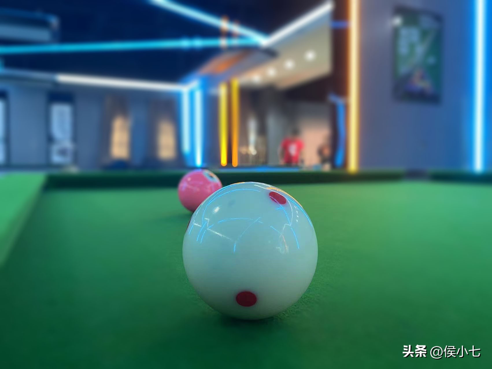 台球偏角度球怎么打,台球反角度是什么意思