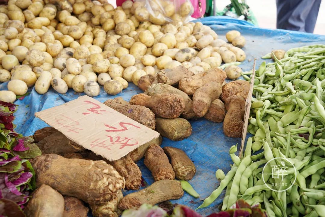 成都这个市场只开半天还放高温假，地图上找不到