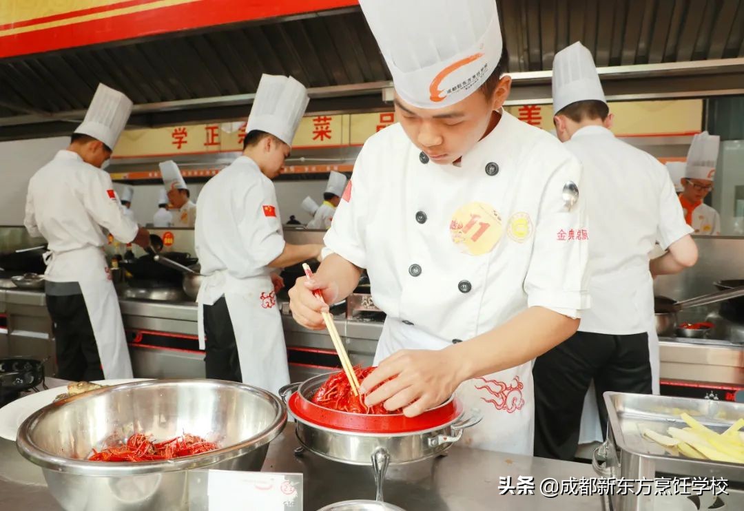 成都新东方烹饪学校招生简章,成都新东方烹饪学院咨询热线