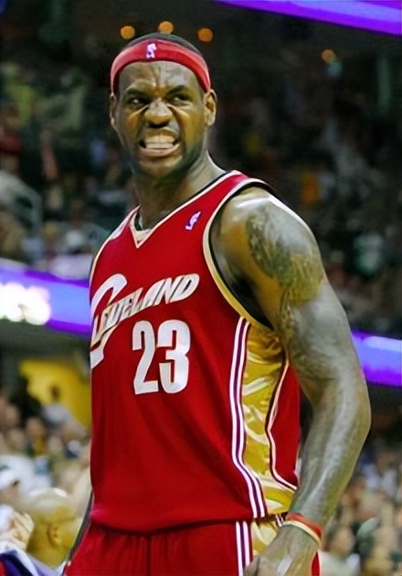 詹姆斯生涯全记录,詹姆斯生涯成就一览