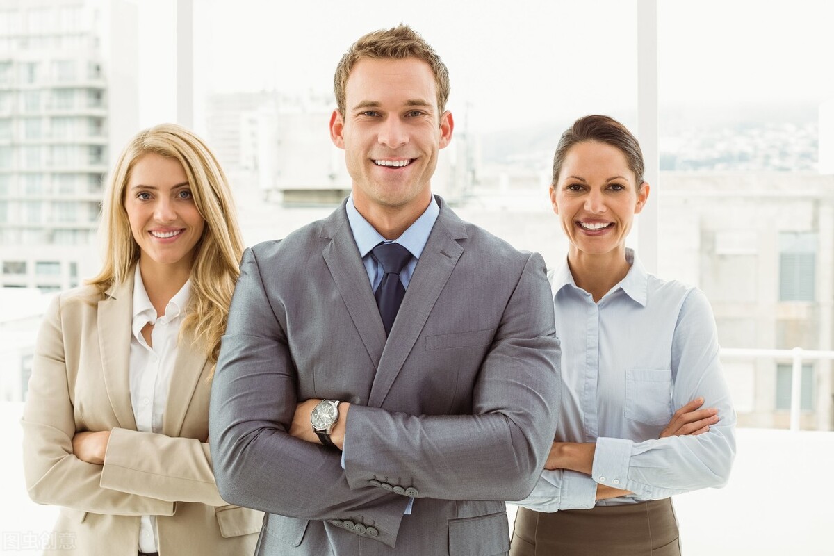 职场中总有同事不和自己交流,职场中与同事合不来