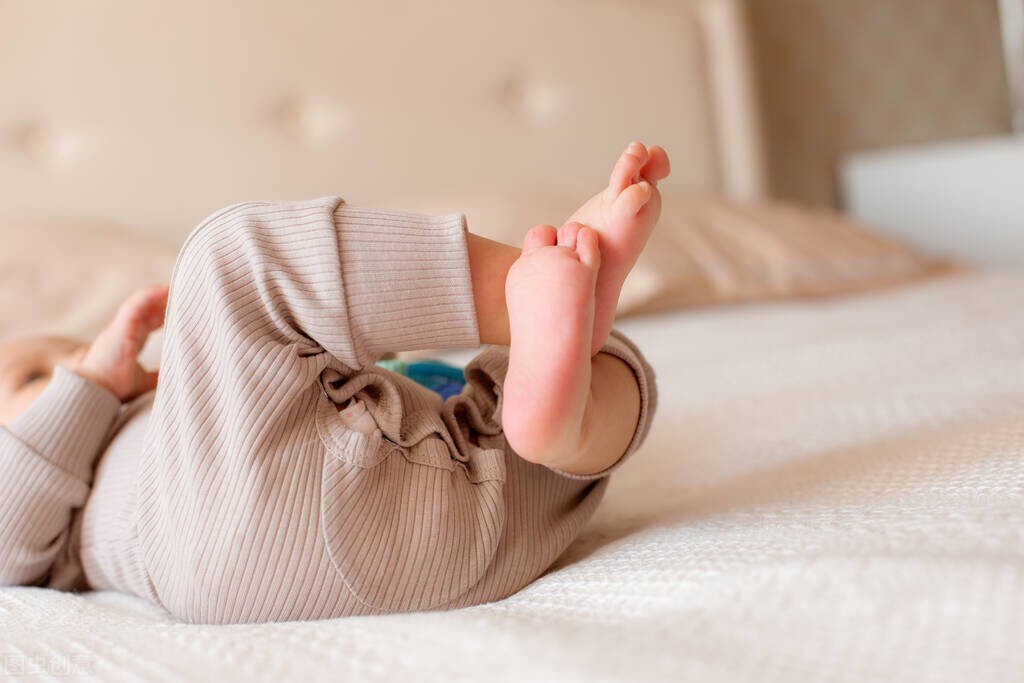 老人说把孩子养大就已经不错了,老话不是说名字越贱好养活吗