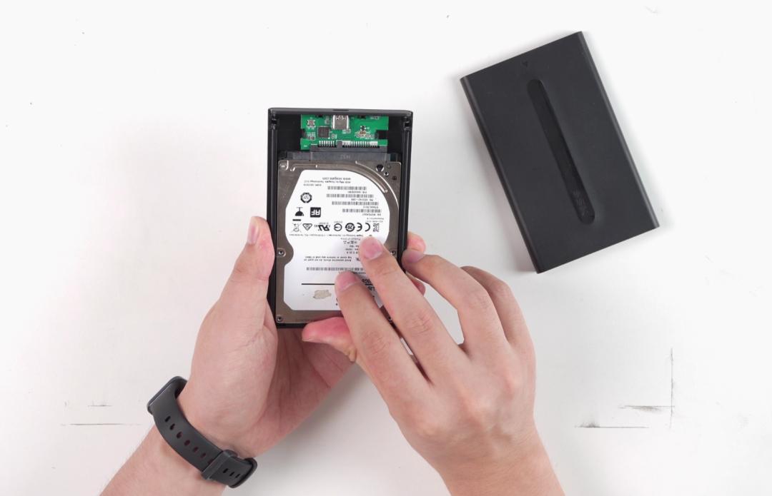 拆卸笔记本电脑的第一件事,别让老电脑吃灰