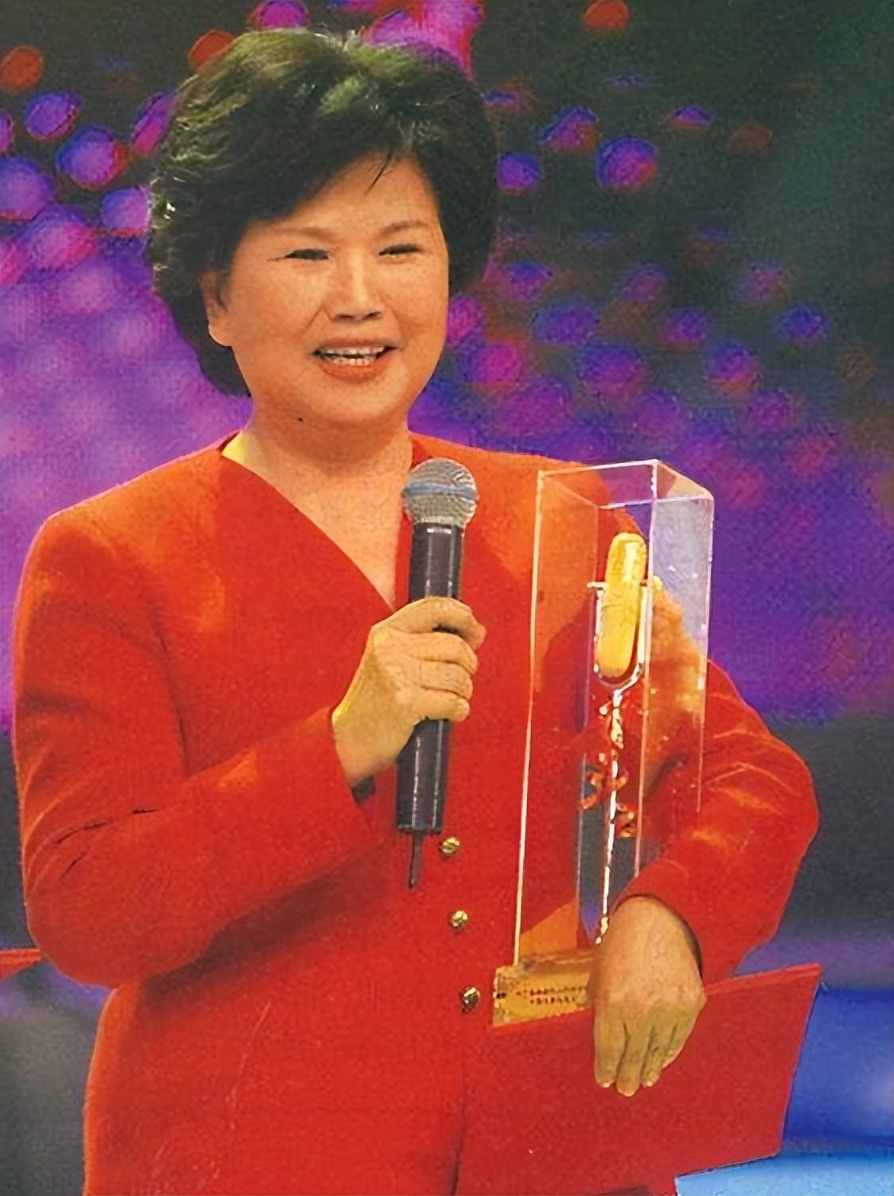 邢质斌离职与罗京死亡有联系吗,邢质斌和罗京一起主持多少年节目