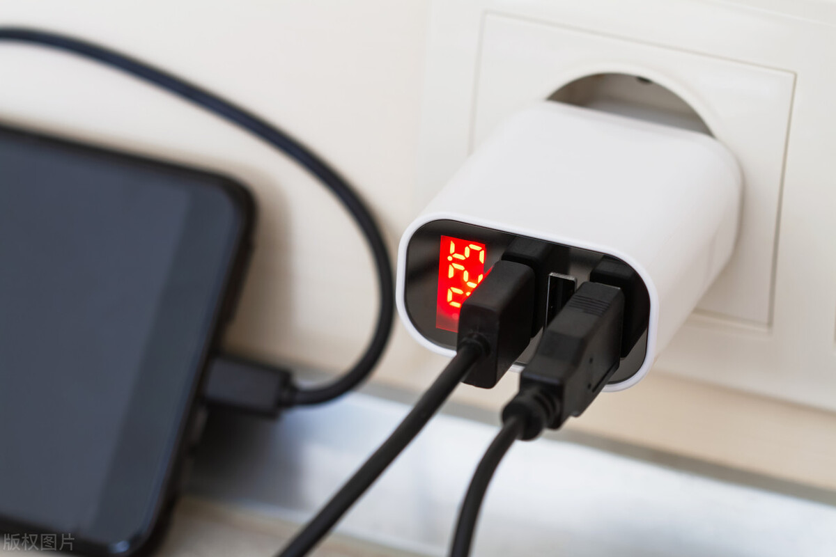 桌面物品凌乱怎么解决,桌面凌乱整理方法