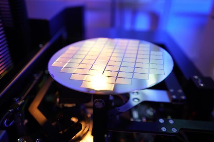 荷兰对中国光刻机的看法,荷兰禁止中国光刻机了吗