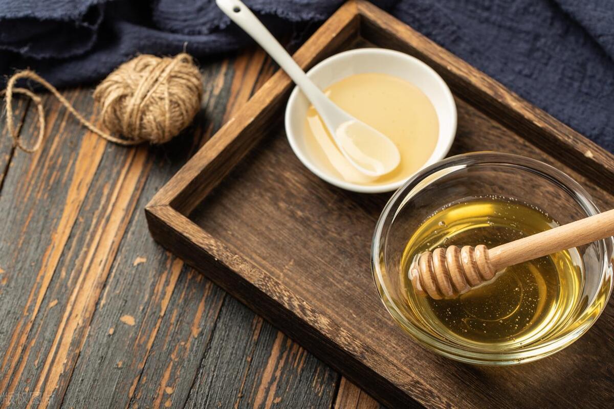 土蜂蜜大概卖多少钱一斤,今年土蜂蜜价格多少钱一斤