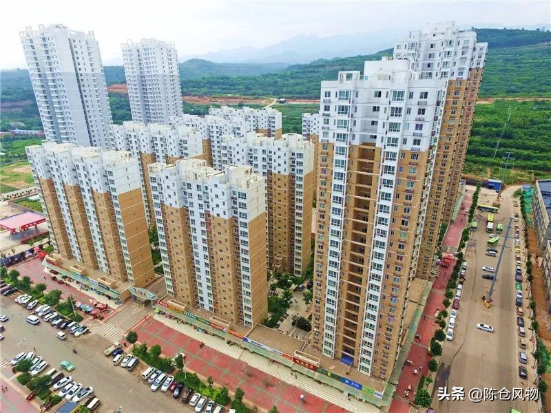 吃水不忘挖井人致富不忘家乡人,吃水不忘挖井人扶贫