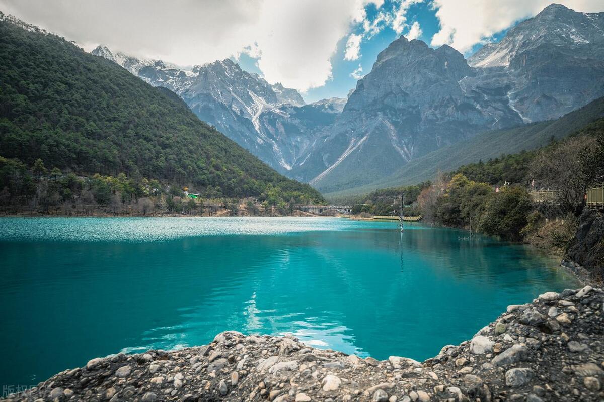 云南经典6日游推荐！云南旅游不能错过的景点！旅游费用是多少？