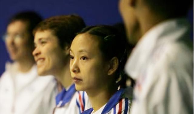 羽毛球冠军皮艳红为啥被开除,皮红艳被开除国家队