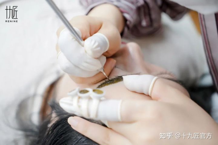 线条眉雾眉和丝雾眉的价格,眉毛厚适合雨雾眉和丝雾眉哪个好