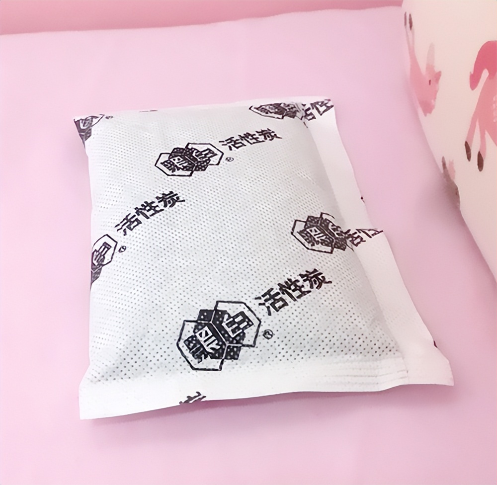 装修地板砖上有甲醛怎么去除,家里装修完放什么能去除甲醛