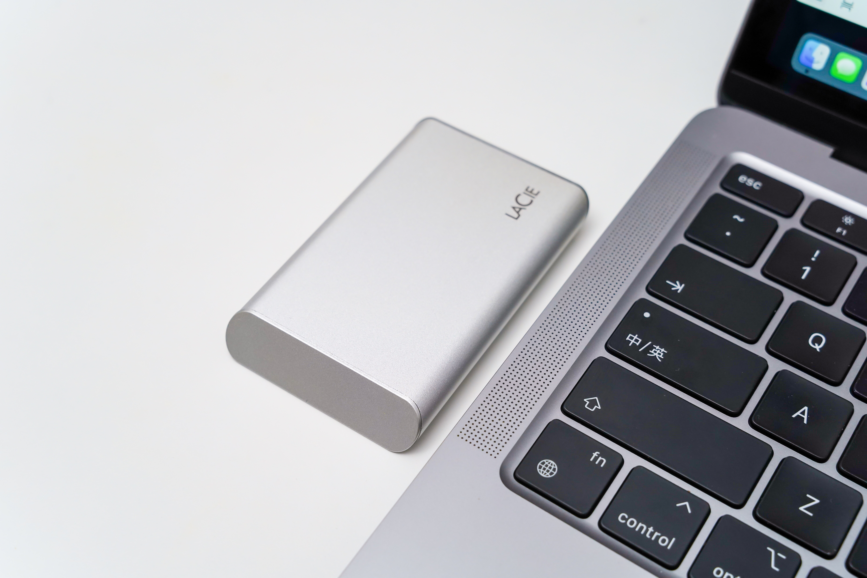 如何低价入手苹果产品？省下的钱足可购买这些苹果顶级配件！