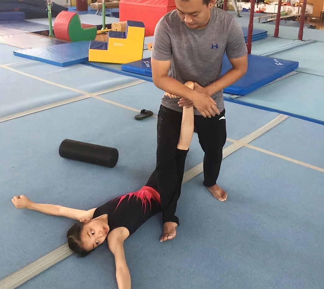 2019全国大学生体操比赛冠军,武大博士妈妈让孩子练体操