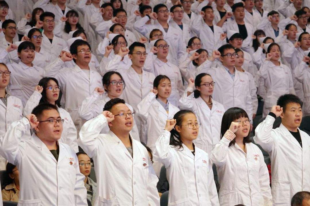 河北同仁医学中专学校三个校区,河北同仁医学中等专业学校校长