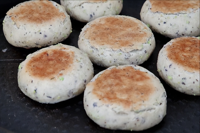 入秋后，牛肉羊肉靠边站，中老年人要多吃“豆子”，轻松度过秋天