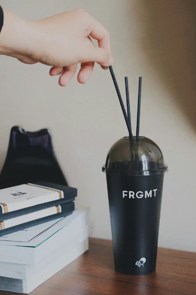 瑞幸logo文化理念及品牌内涵,瑞幸logo设计全过程