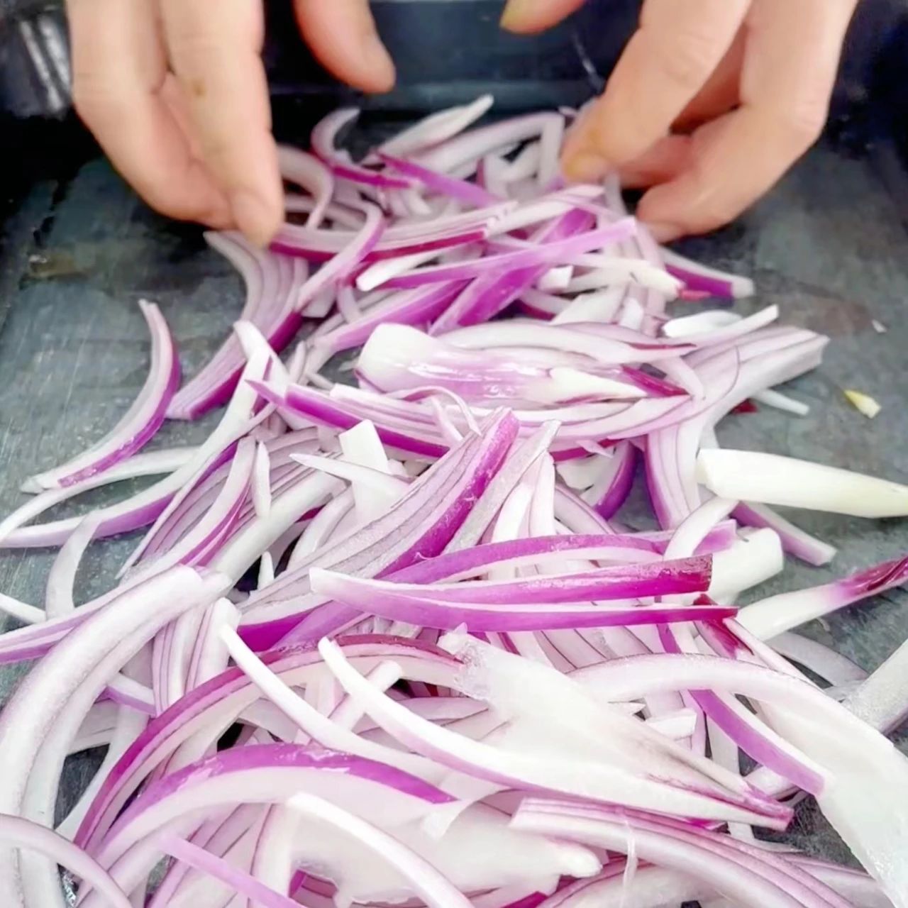 重庆烤鱼怎么做好吃视频教程,家庭烤鱼的做法和配料视频