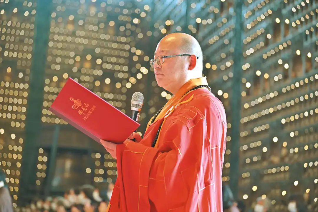 佛光山住持心保法师简介,佛光山寺庙星云大师