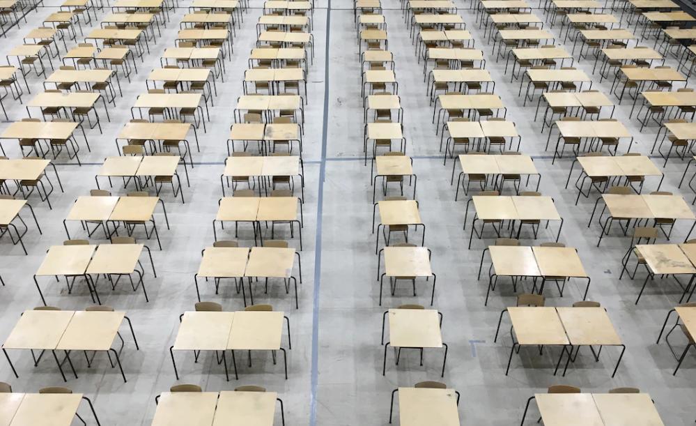 暴雷！AP、A-Level大考遭泄题，几百元竟能买到全套真题？