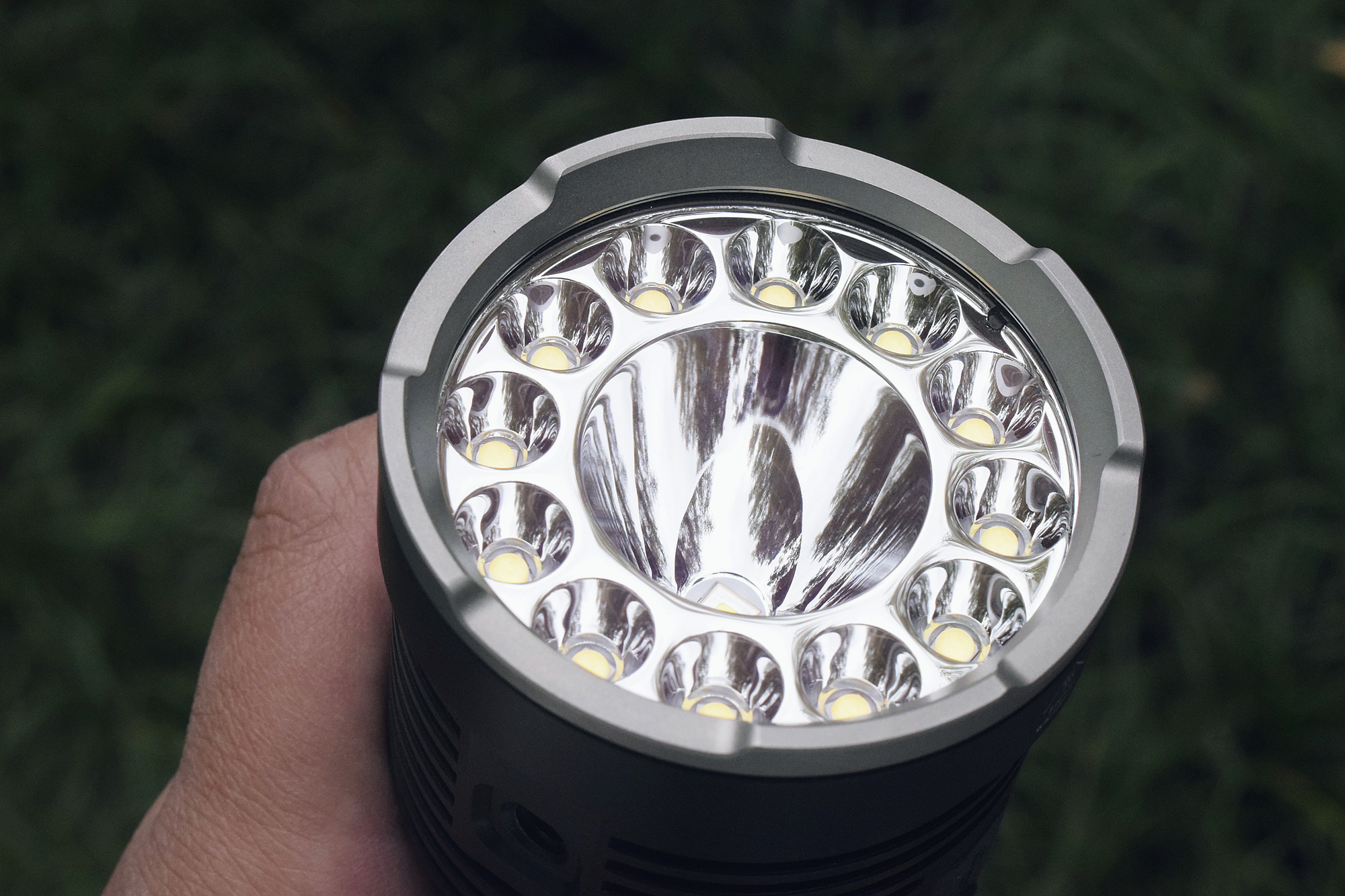 索菲恩ts21手电,强光手电索菲恩