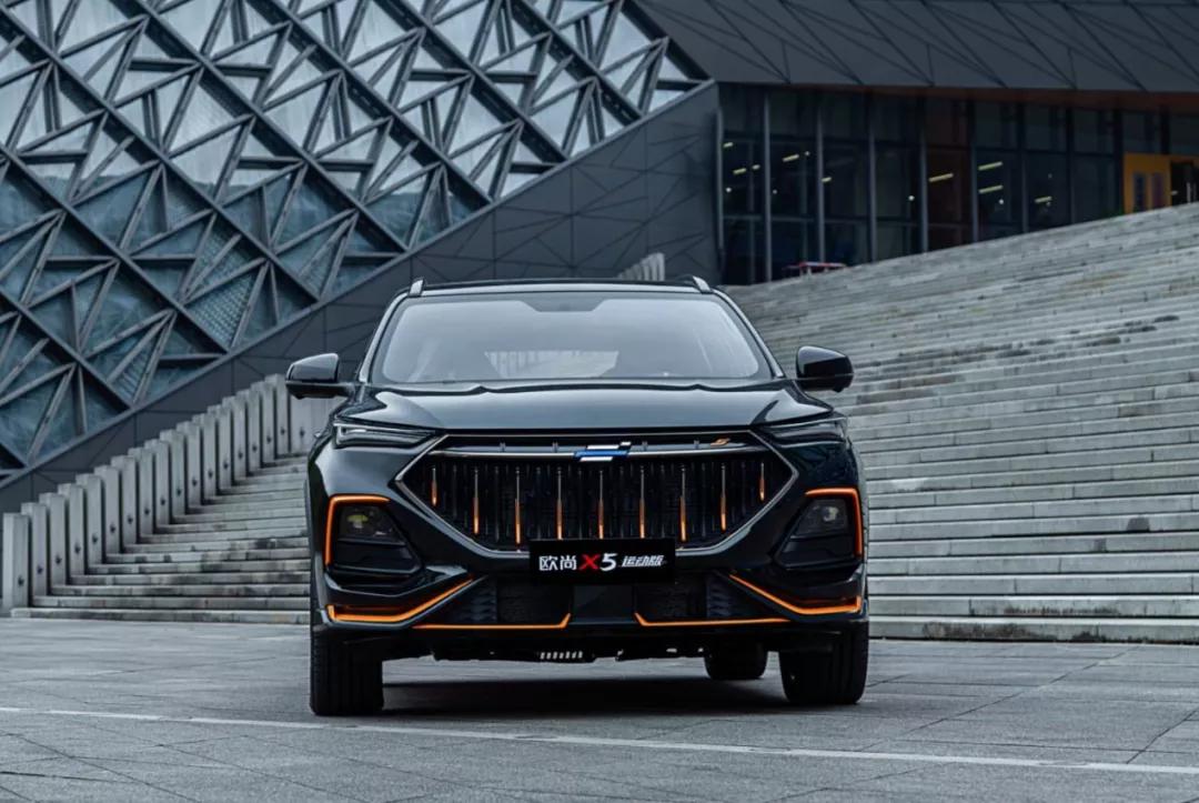 大空间动力足加速快有排面的suv,想要空间大10万元必买的suv车型