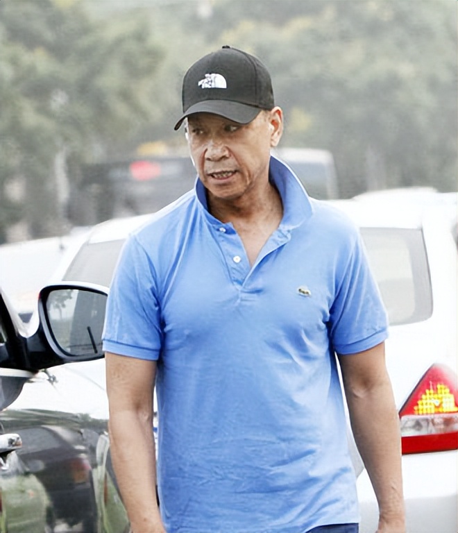 老戏骨王学圻：与结婚40年的妻子对簿公堂，11年后却感觉愧对儿子