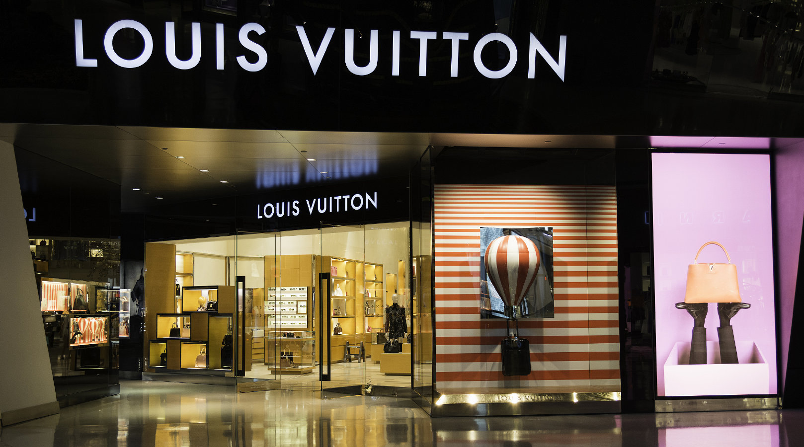 疯狂敛财700亿在缅北追寻历史,富豪在缅甸建立私人武装