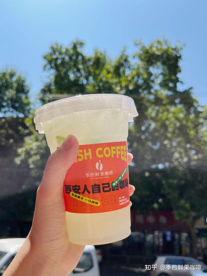 为什么很多人创业就想开奶茶店,为啥都想开咖啡店