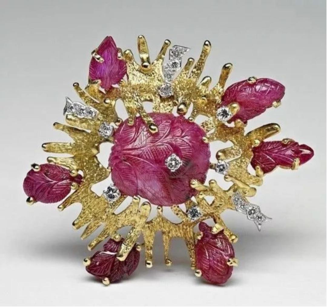 不懂珠宝的“小白”AndrewGrima竟获无数大奖、俘获英女王的心,还被称为“现代珠宝之父”?