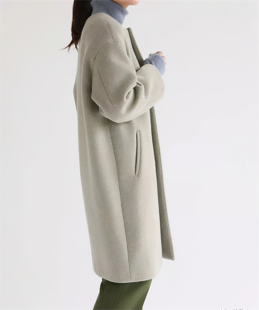 黑色大衣的配色技巧,咖啡色的大衣怎样配色