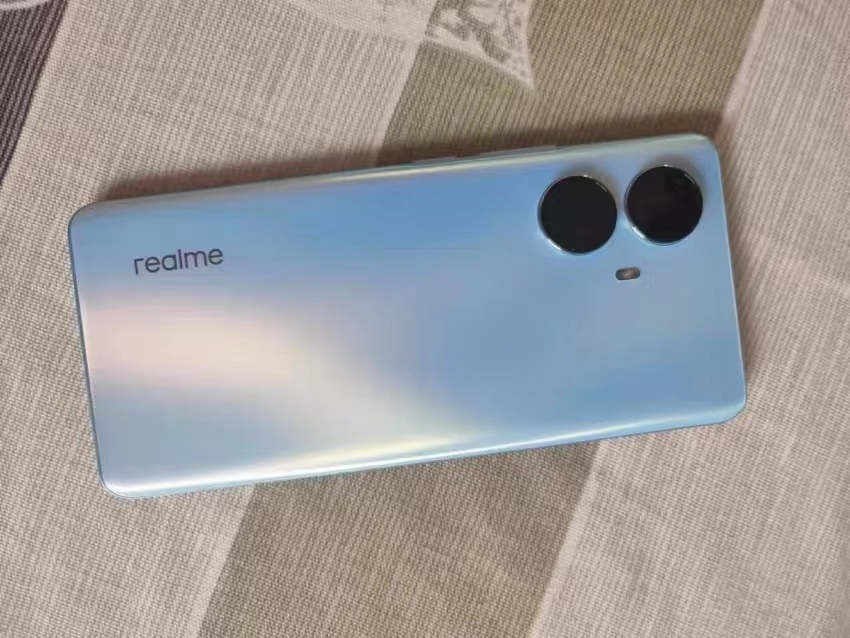 八六五一千左右手机,六一八5000元左右手机推荐