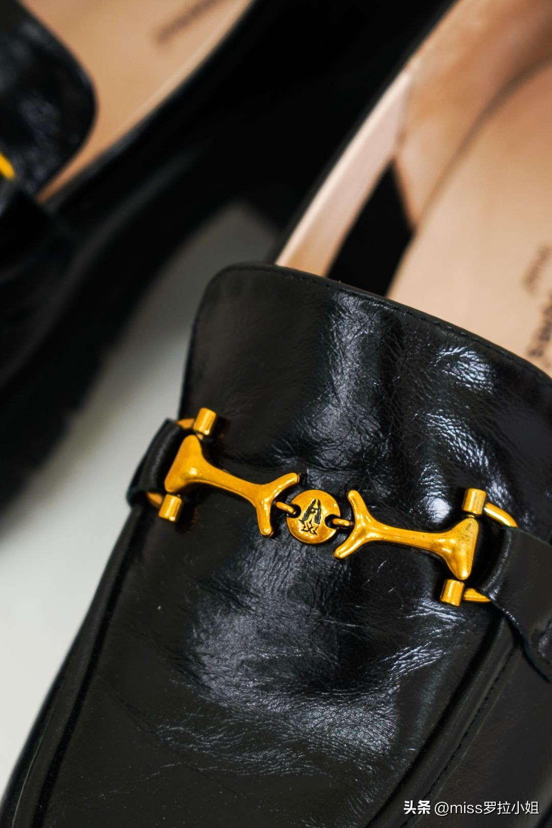 哪个牌子的男鞋子最舒服,老年人鞋子哪个牌子最舒服