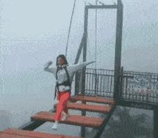 跟女网友奔现后感觉被骗了,被女网友骗了钱怎么办