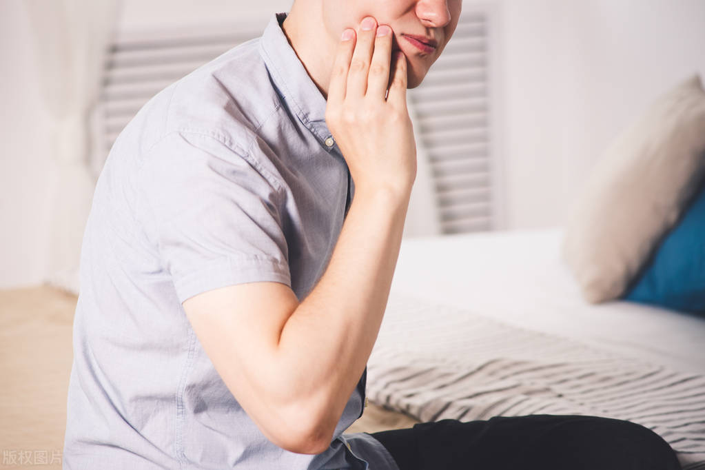 拔牙的危害有多大坏牙可以补吗,拔牙后不补的原因及危害