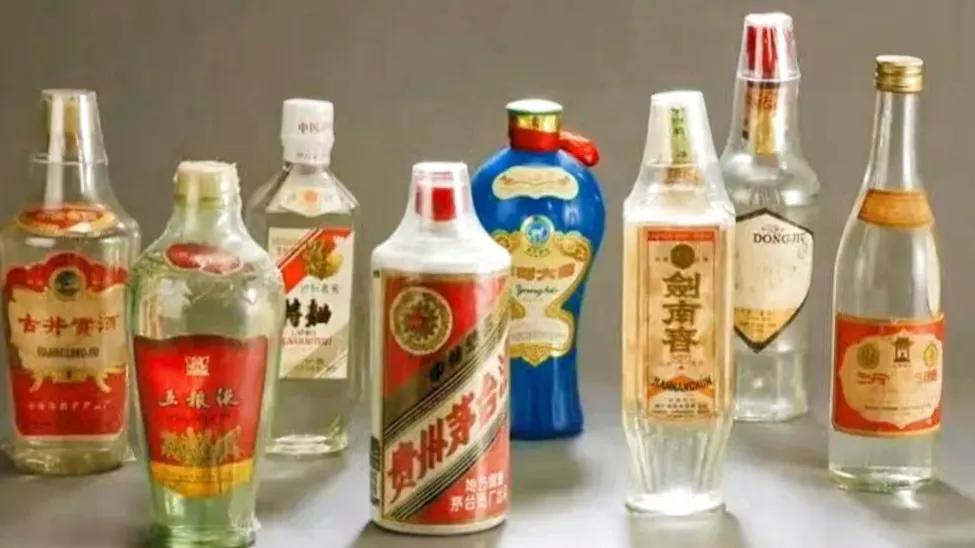 董酒哪一年保持中国名酒水平,董酒落寞史