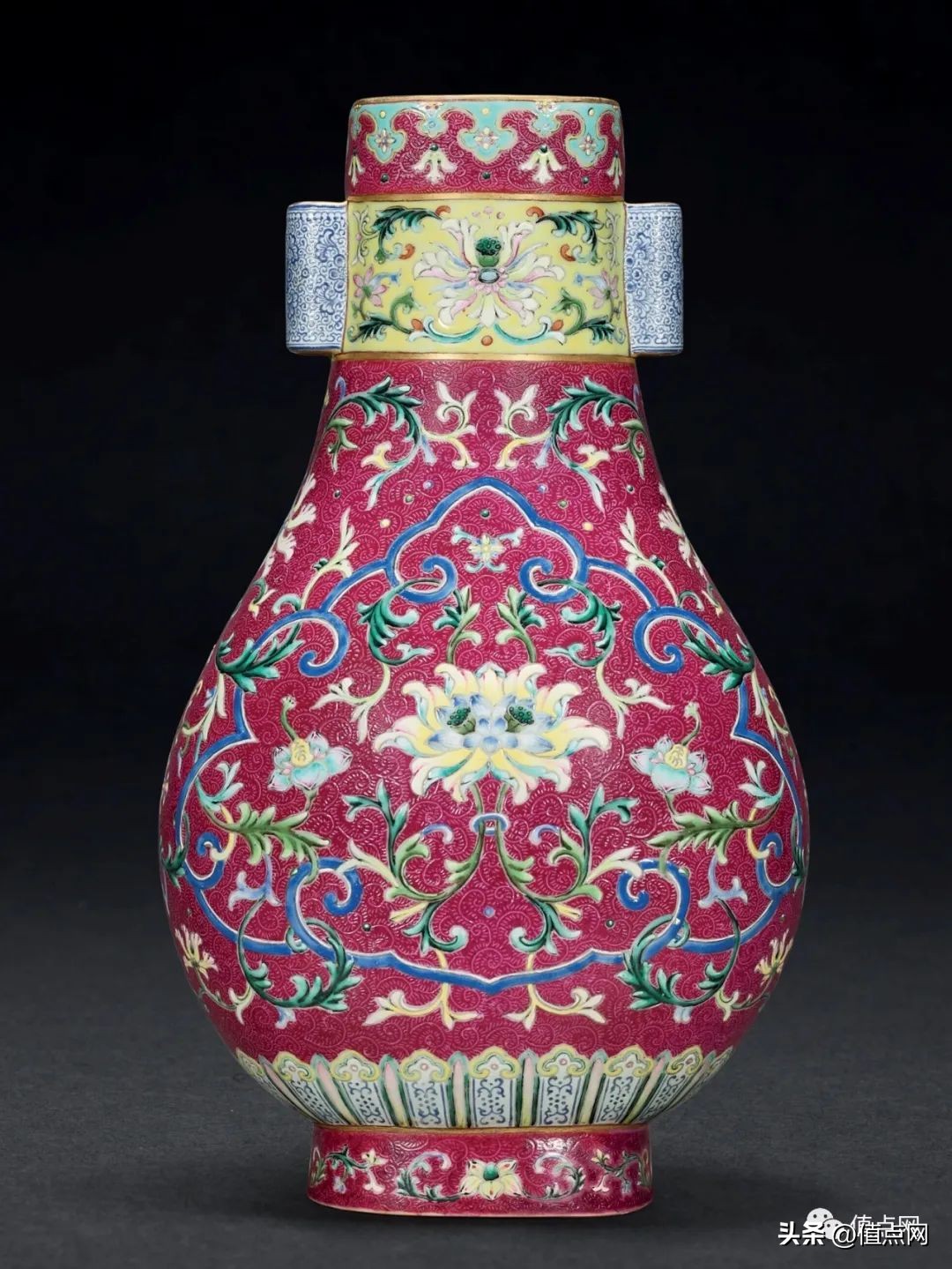 徐展堂藏清乾隆粉青釉六管瓶,徐展堂藏品