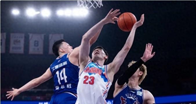 琚┛瑁嗗悗鐘,琚┛瑁嗗悗绾㈢墝