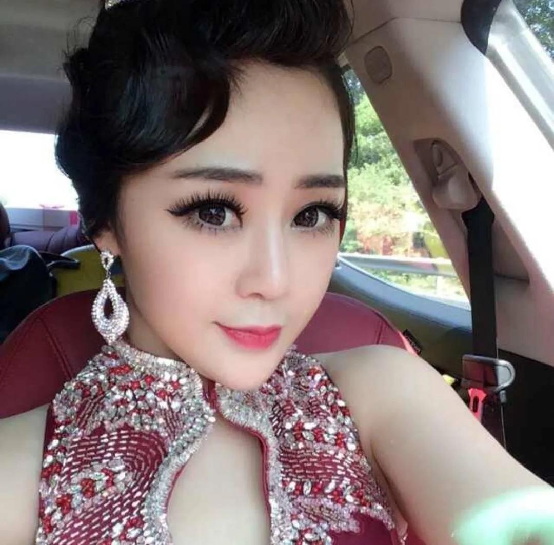 身家过亿的女强人,女强人初瑞雪