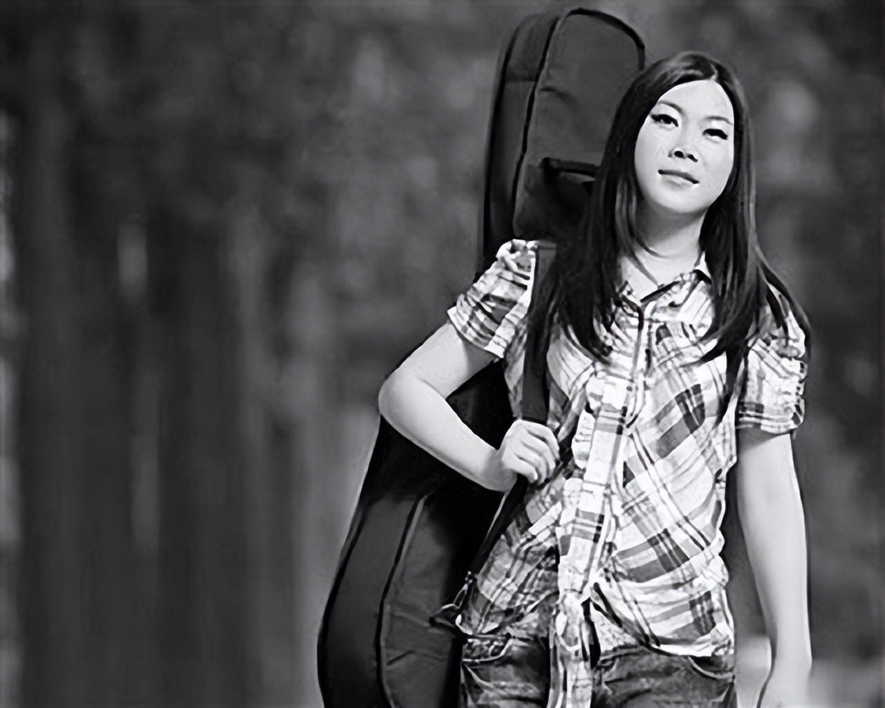 12年前，“西单女孩”走红后突然“销声匿迹”，她究竟去了哪里？