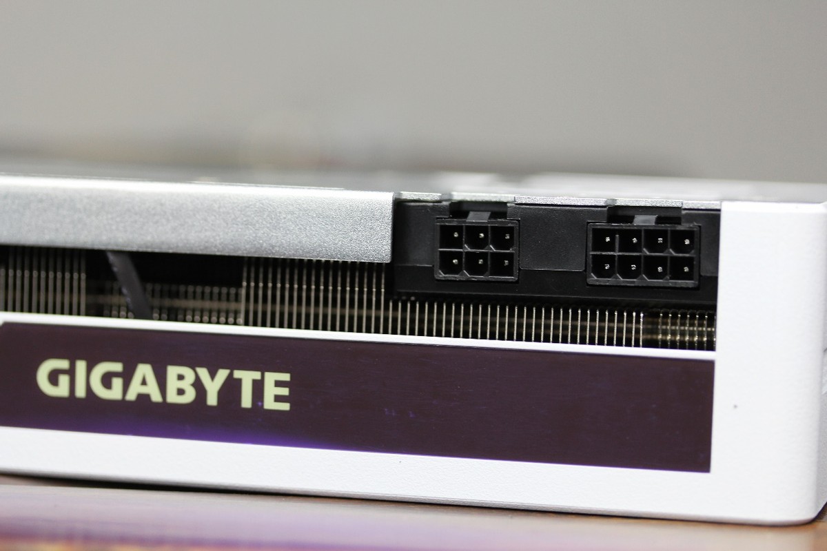 技嘉3070雪鹰显卡游戏测评,技嘉雪鹰3070ti装机视频