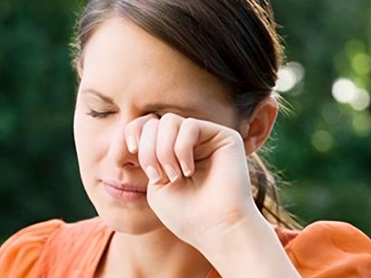 炉甘石洗剂有贵有便宜怎么选,几块钱一瓶的炉甘石洗剂