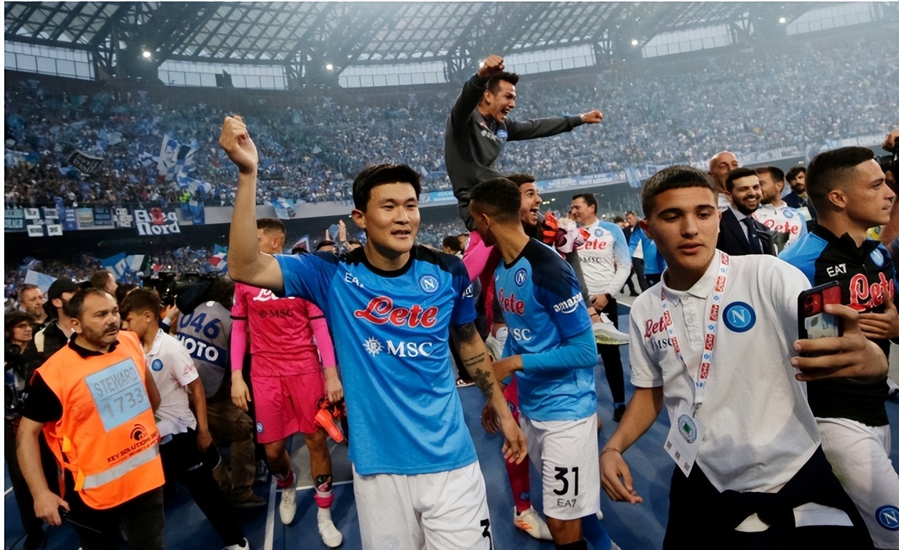 金民在的那不勒斯李康仁的马略卡在韩国对决