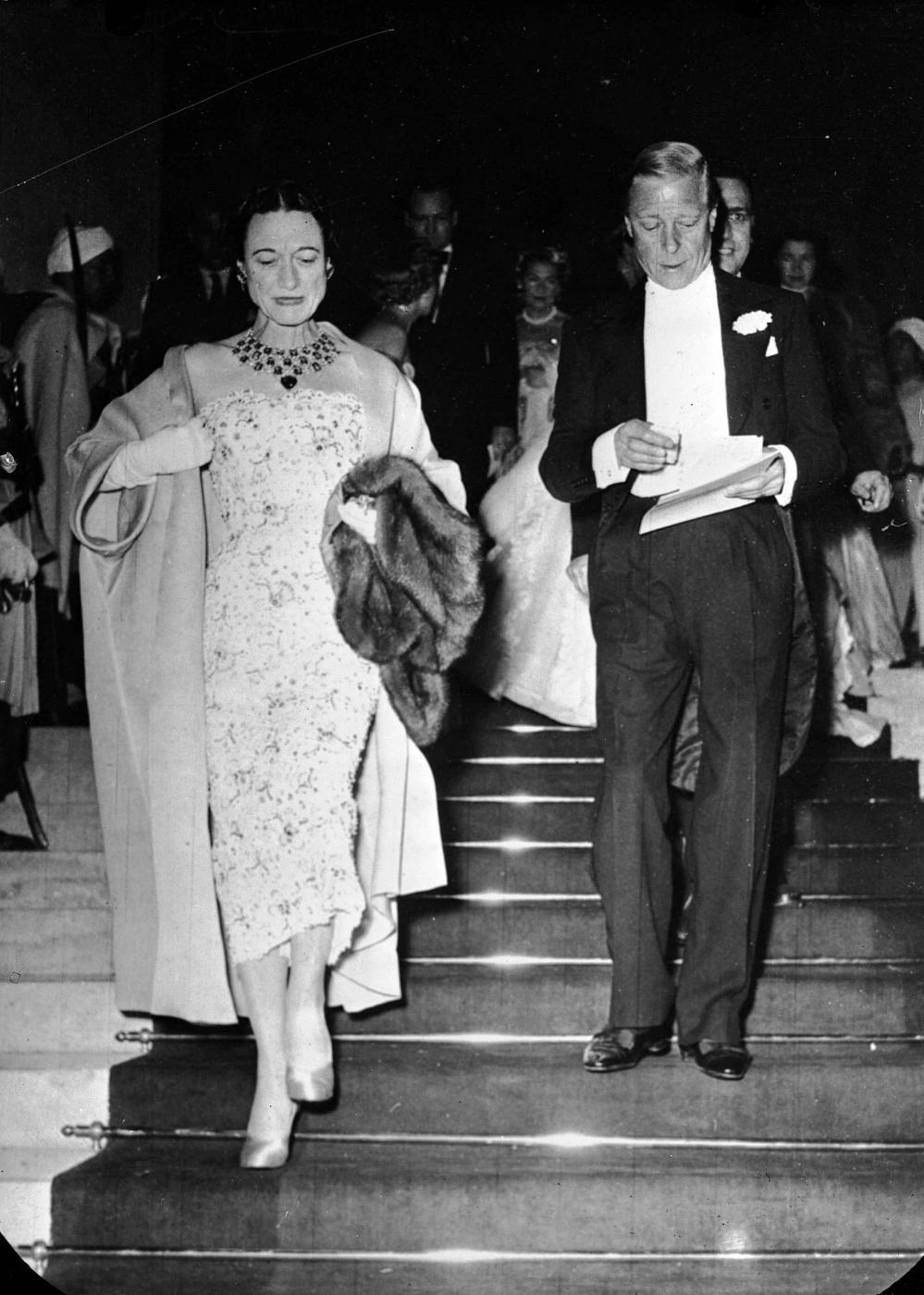 温莎公爵夫人珠宝拍卖,温莎夫人奢华珠宝