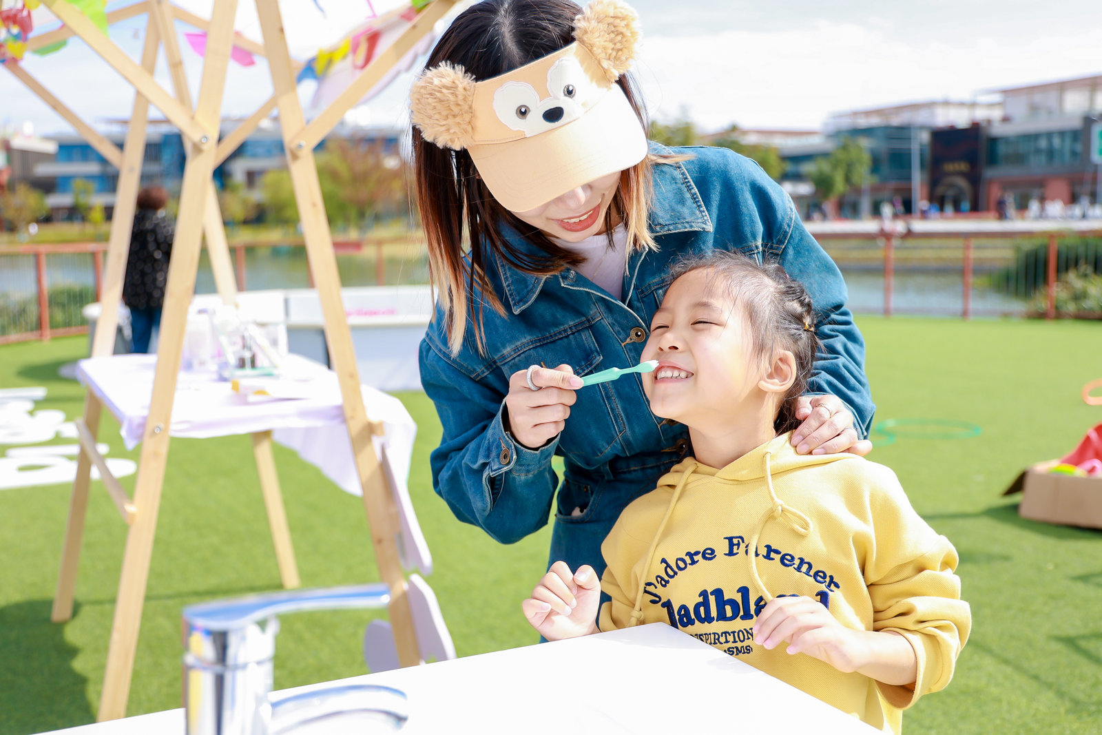 亲子互动有利于宝宝身心健康成长,亲子互动健康快乐成长