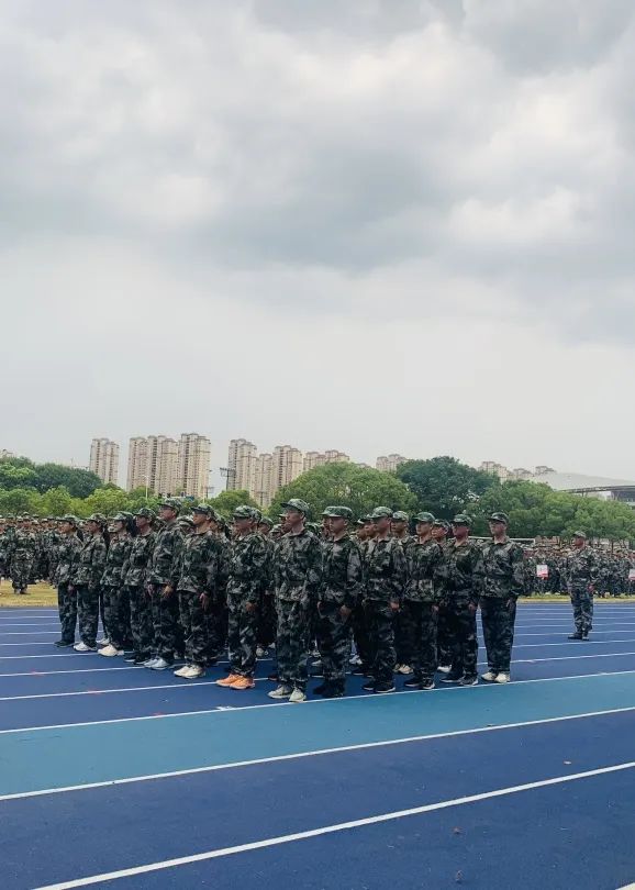 高标准军训,威武霸气的军训