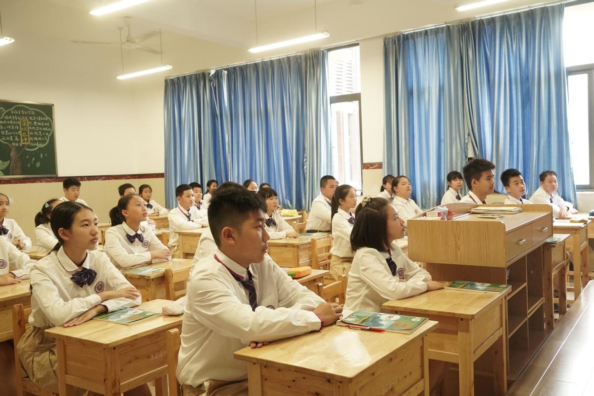 重庆大学城近视防控,重庆市青少年近视防控