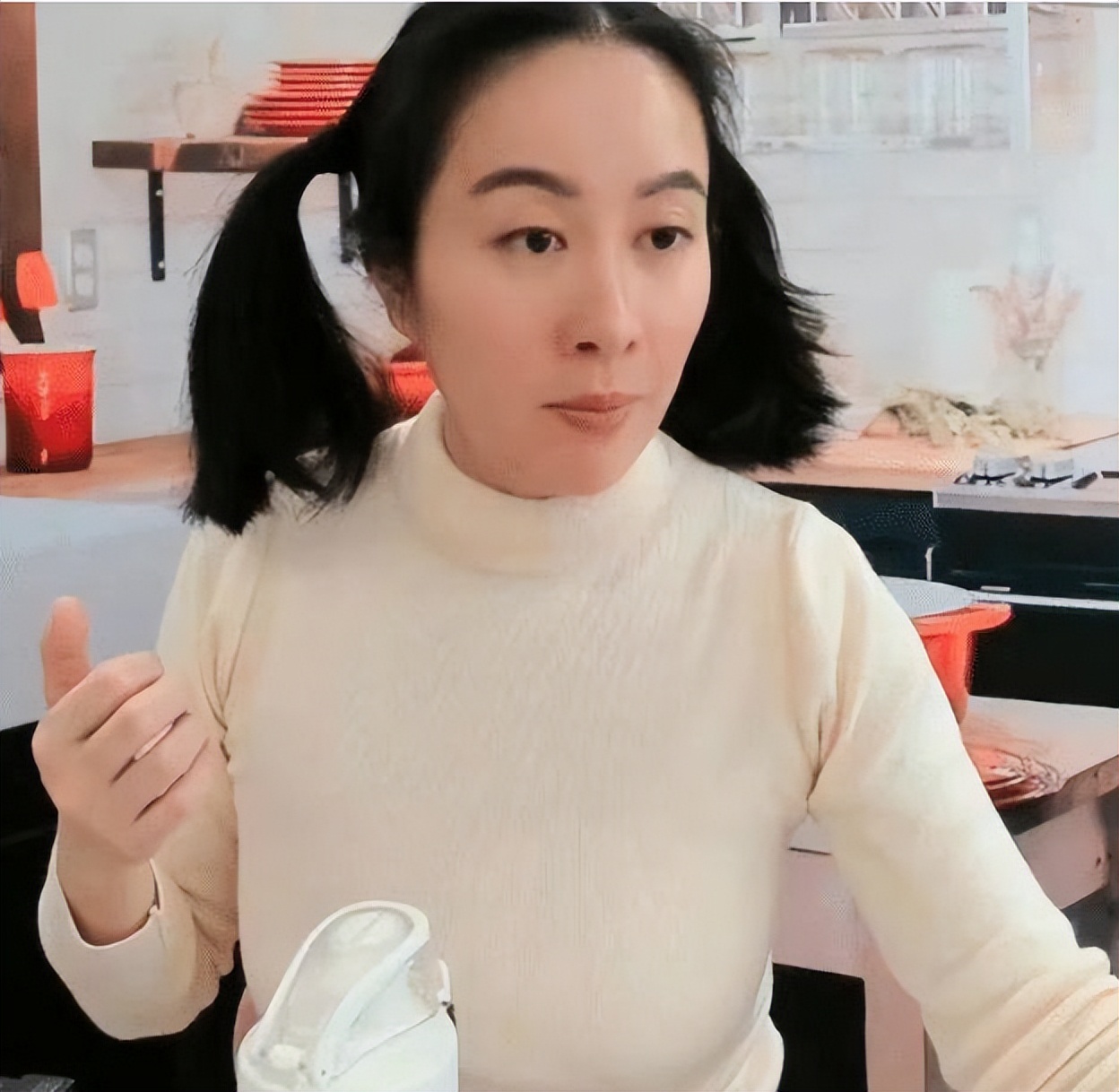 叶璇最近直播带货,叶璇直播被喷