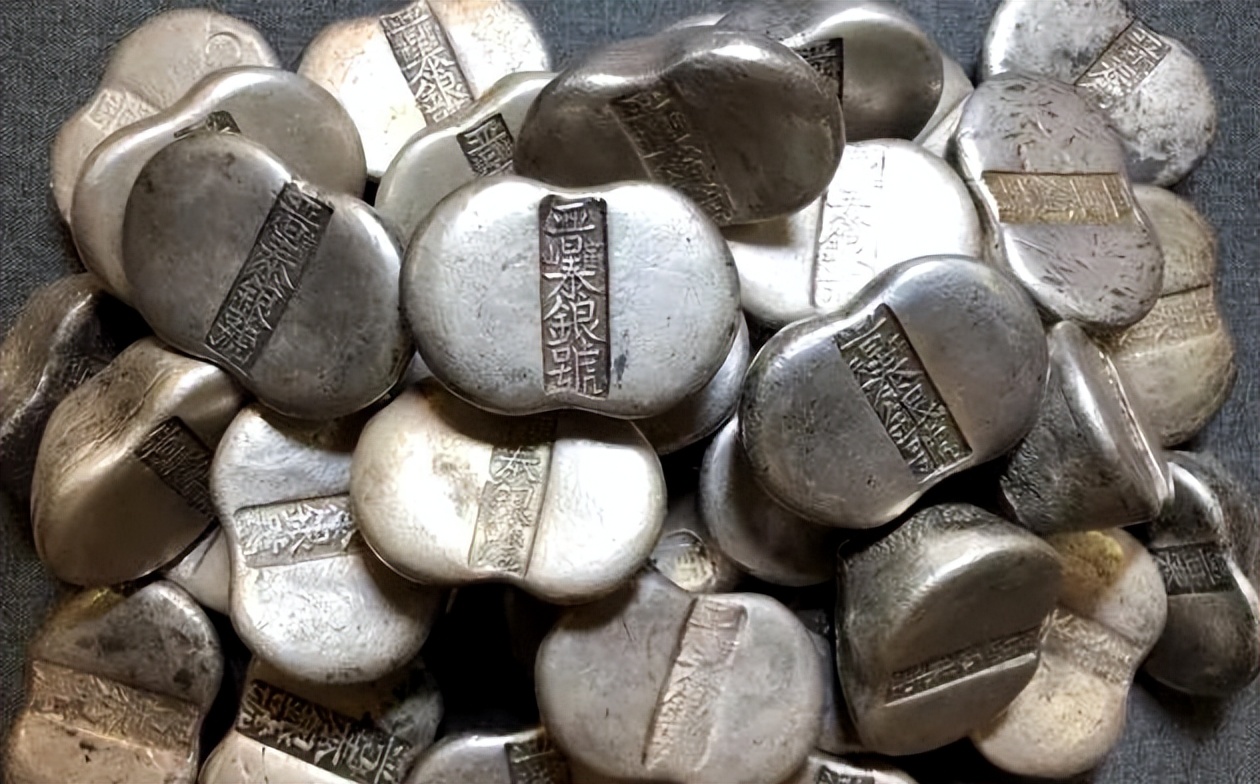 古代一两银子相当于现在多少工资,古时候一两银子相当于现在多少钱