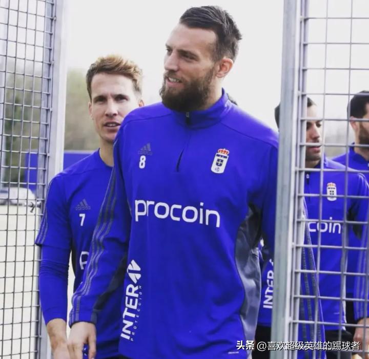 哈兰德他的偶像是谁,哈兰德的偶像是c罗还是梅西